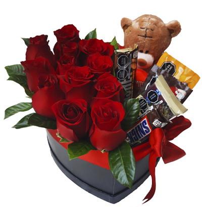 A12  Box de corazón 12 Rosas